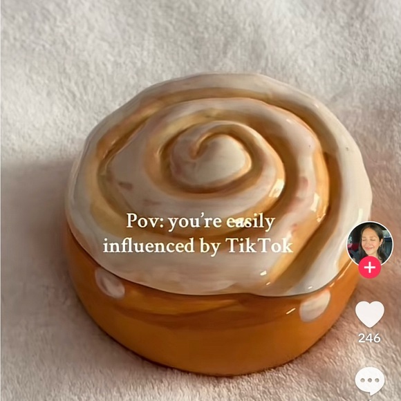 IDSO cinnamon bun AND croissant trinket jars from five below!!! - Picture 4 of 4